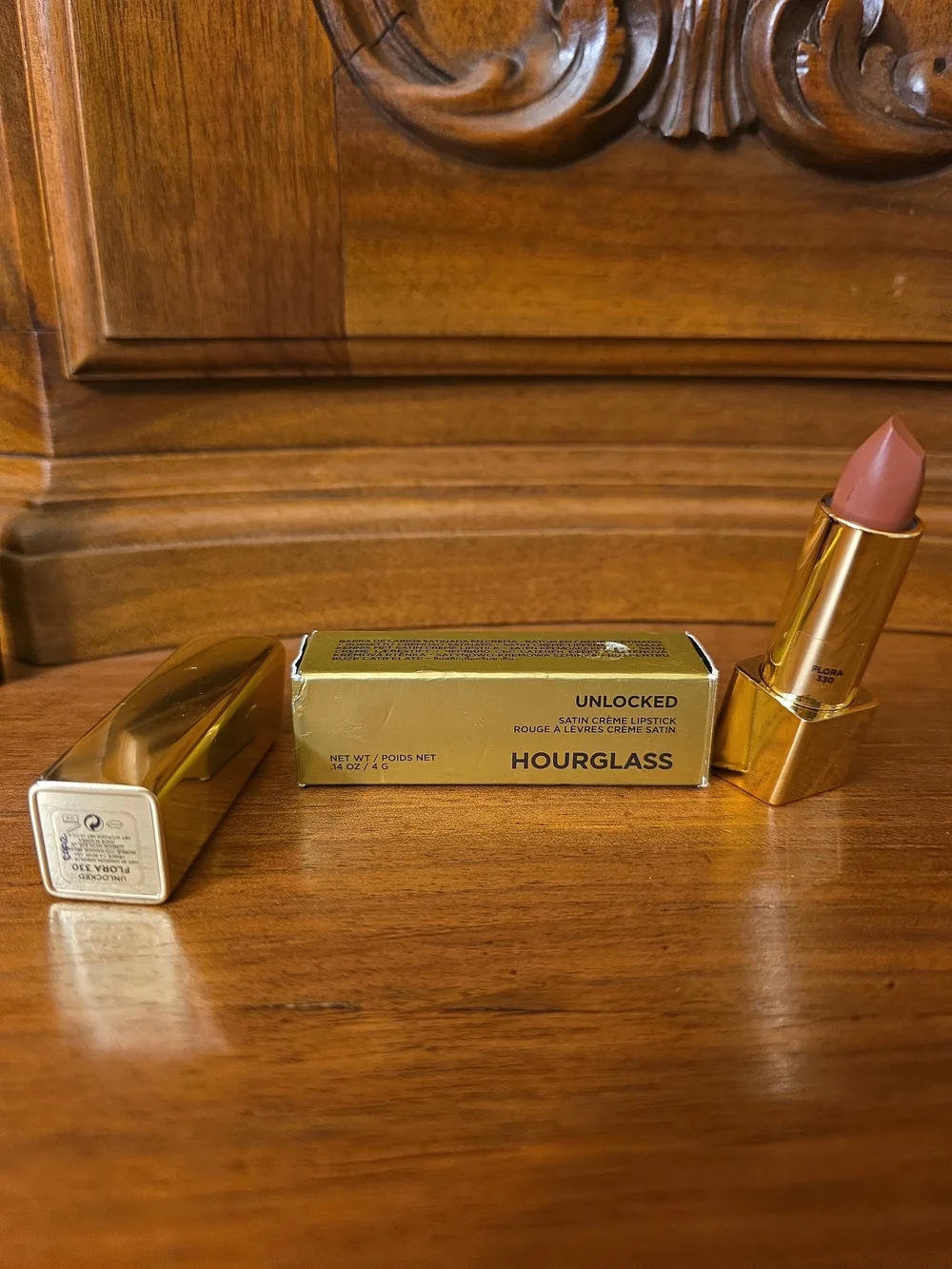 Hourglass Unlocked Satin Creme Lipstick, Flora 330, .14oz--NIB
